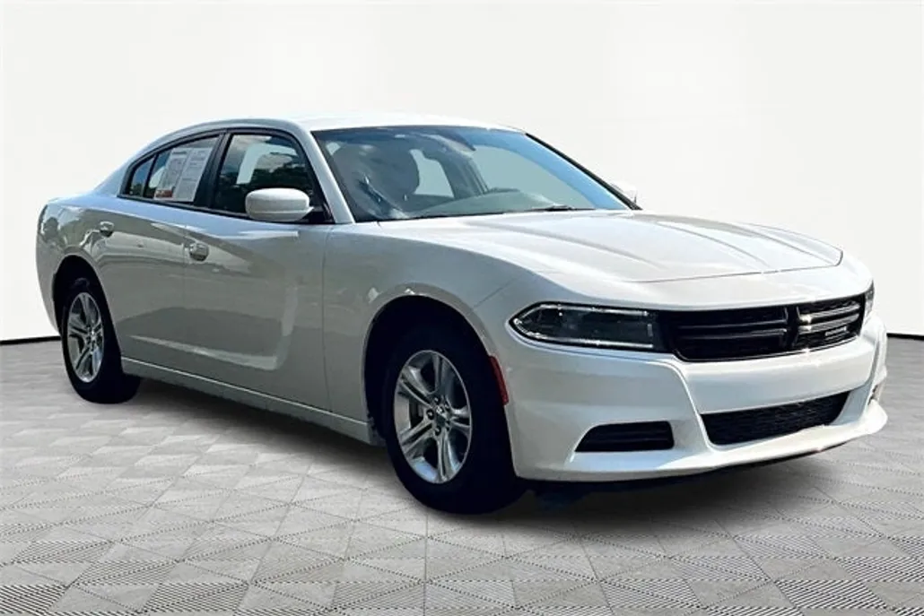 2022 Dodge Charger SXT photo 1