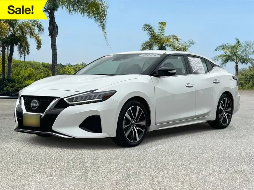 2023 Nissan Maxima SV photo 1