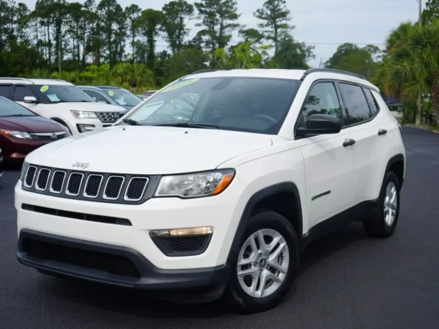 2018 Jeep Compass Sport photo 1