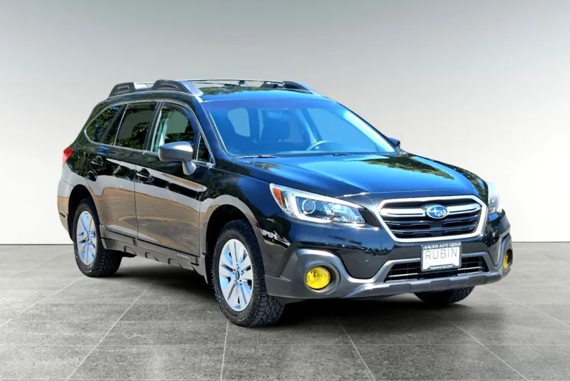 2018 Subaru Outback 2.5i photo 1
