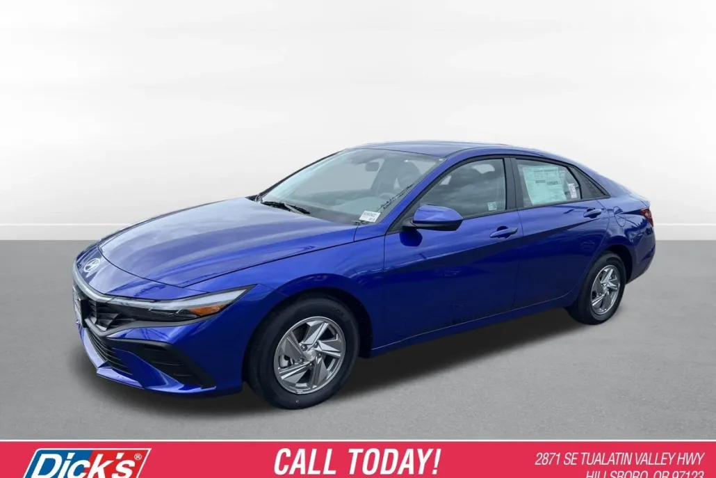2025 Hyundai Elantra SE photo 1