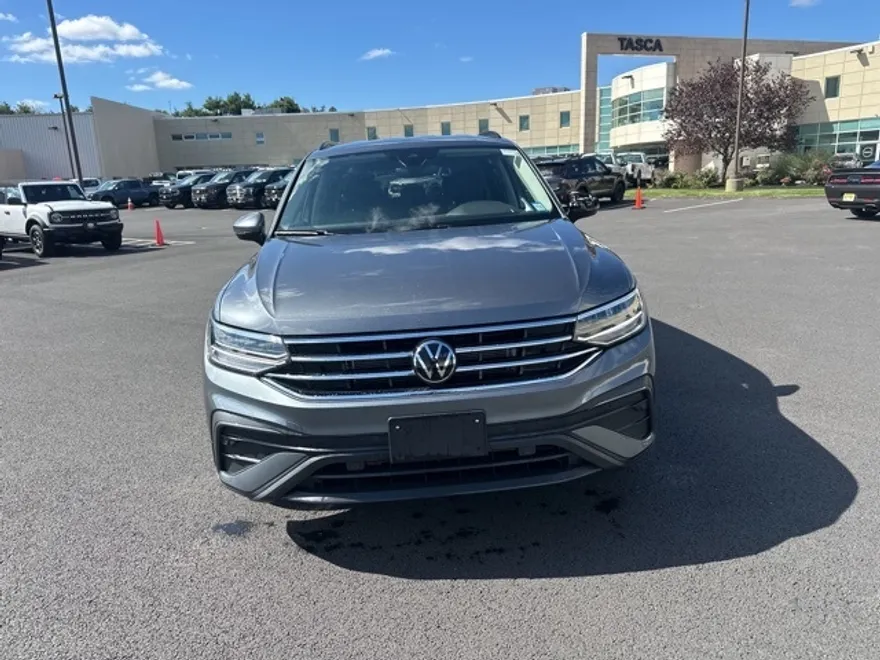 2024 Volkswagen Tiguan S photo 1