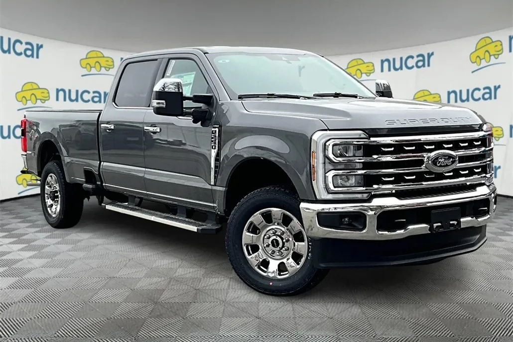 2025 Ford F-250 photo 1