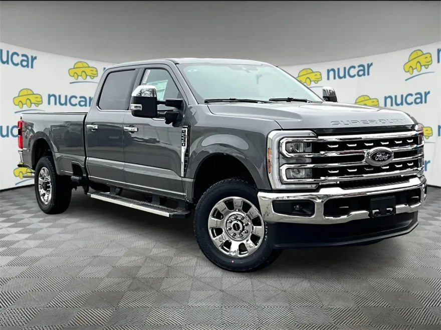 2025 Ford F-250 photo 1
