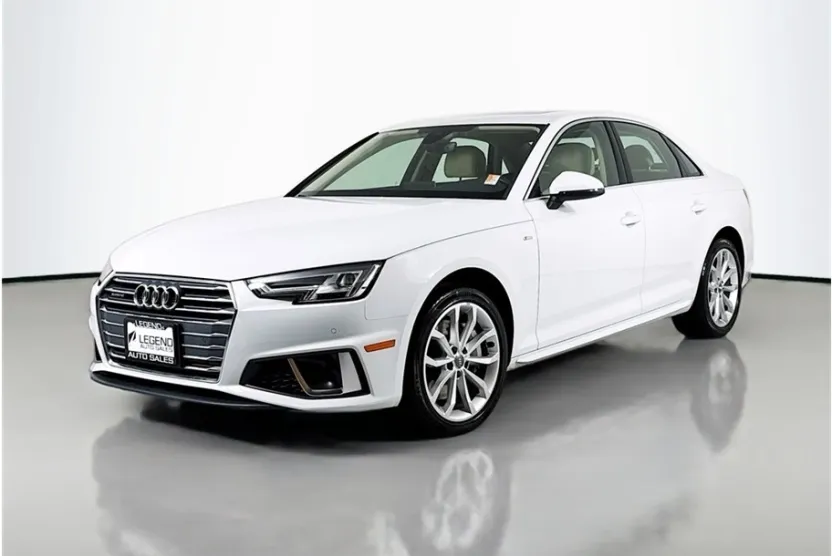 2019 Audi A4 Quattro Premium Plus photo 1