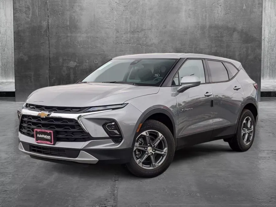 2025 Chevrolet Blazer 2LT photo 1