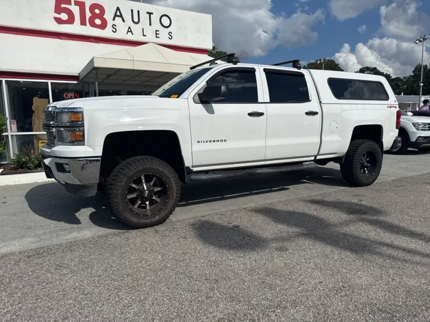 2014 Chevrolet Silverado 1500 LT photo 1