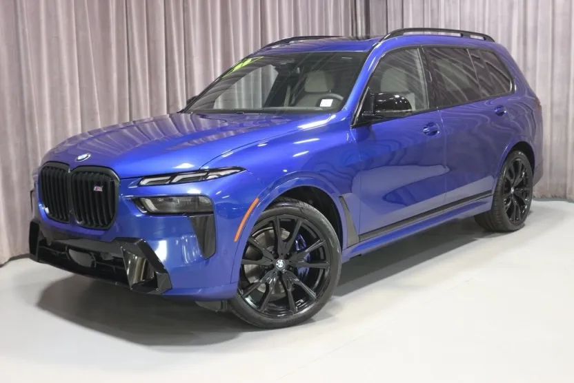 2023 Bmw X7 M60i photo 1