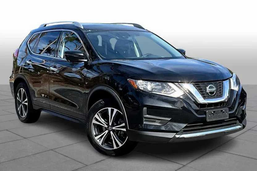 2020 Nissan Rogue SV photo 1