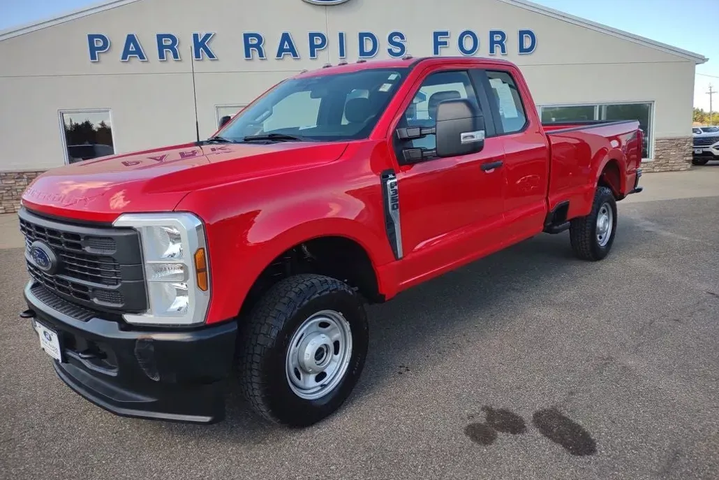 2024 Ford F-350 photo 1