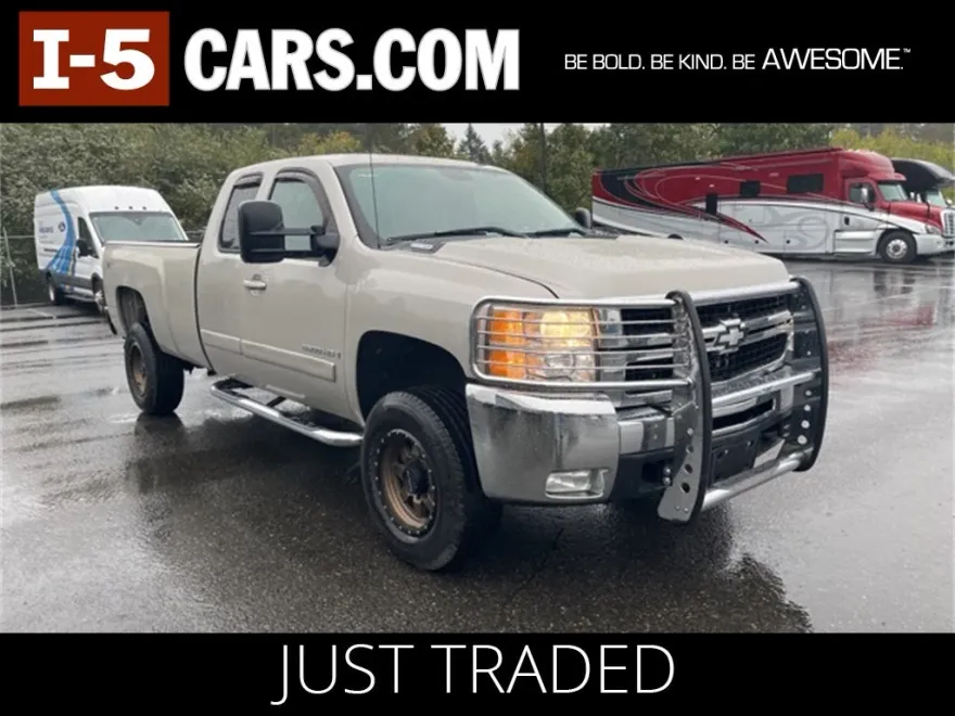 2008 Chevrolet Silverado 3500HD LTZ photo 1