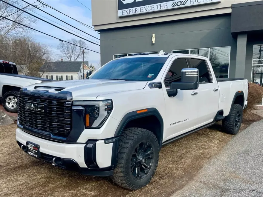2024 Gmc Sierra HD Denali Ultimate photo 1