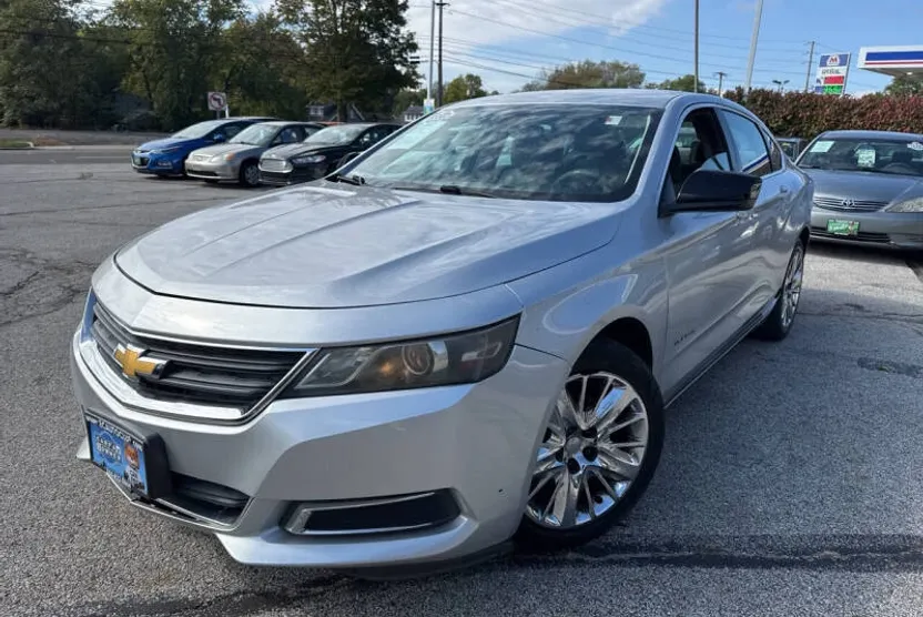 2015 Chevrolet Impala LS photo 1