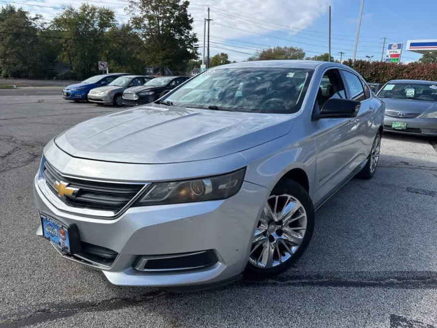 2015 Chevrolet Impala LS photo 1