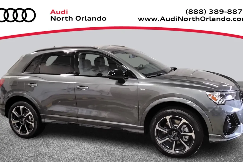 2025 Audi Q3 S line Premium Plus photo 1