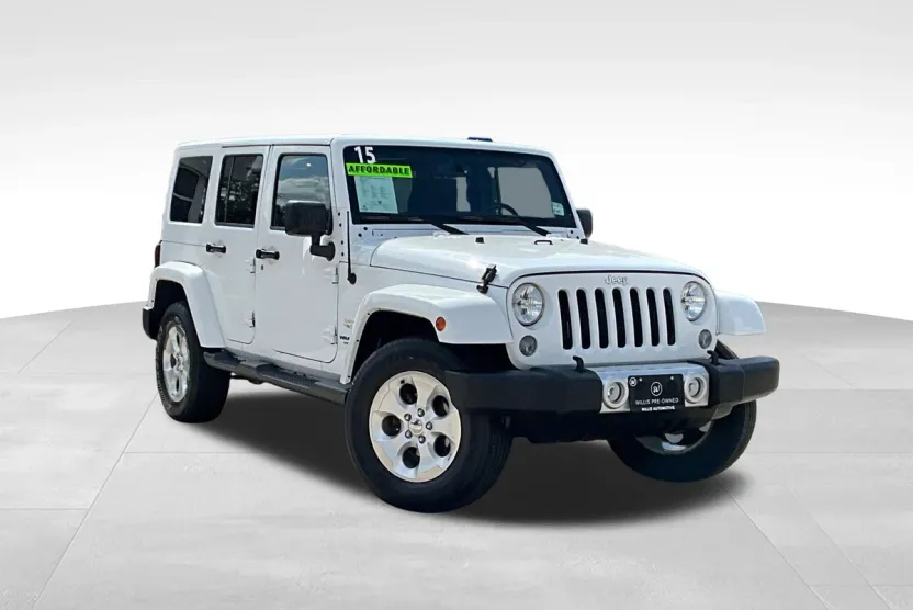 2015 Jeep Wrangler Unlimited Sahara photo 1