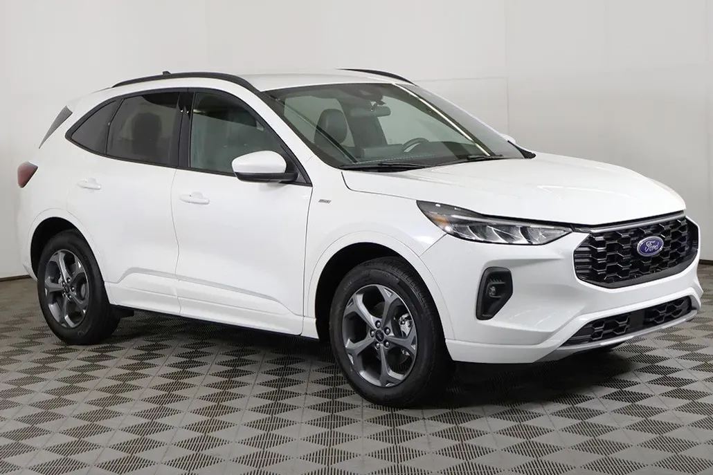 2024 Ford Escape Hybrid ST-Line Select photo 1