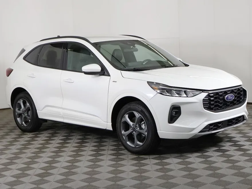 2024 Ford Escape Hybrid ST-Line Select photo 1