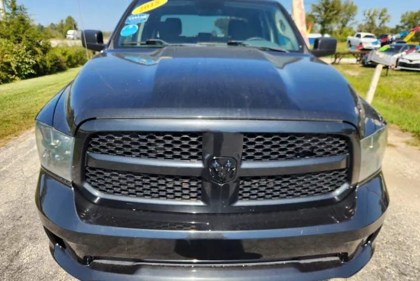 2018 Ram 1500 Express photo 1