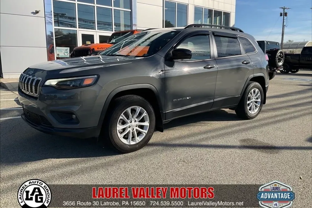 2022 Jeep Cherokee Latitude Lux photo 1