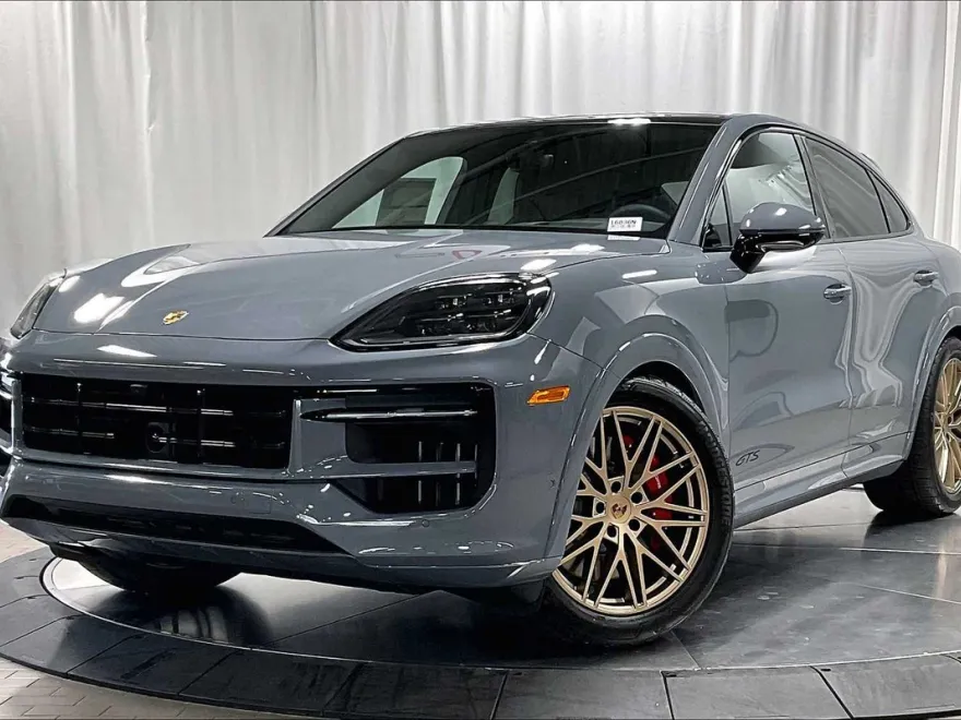 2025 Porsche Cayenne Coupe GTS photo 1