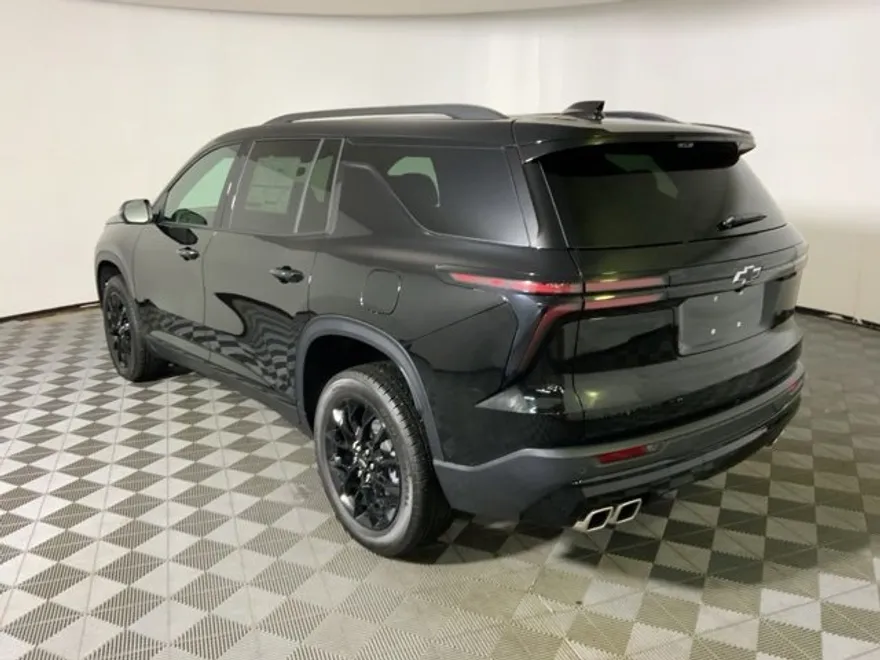 2026 Chevrolet Traverse photo 1