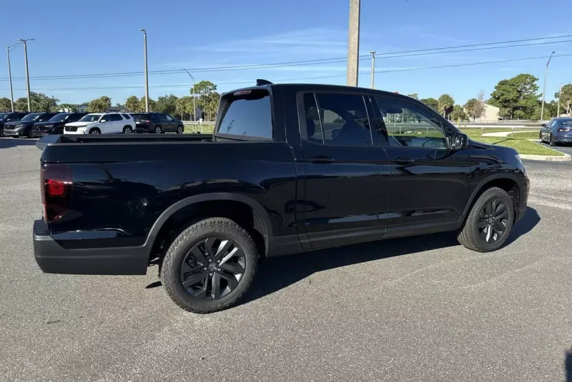 2026 Honda Ridgeline Sport photo 1