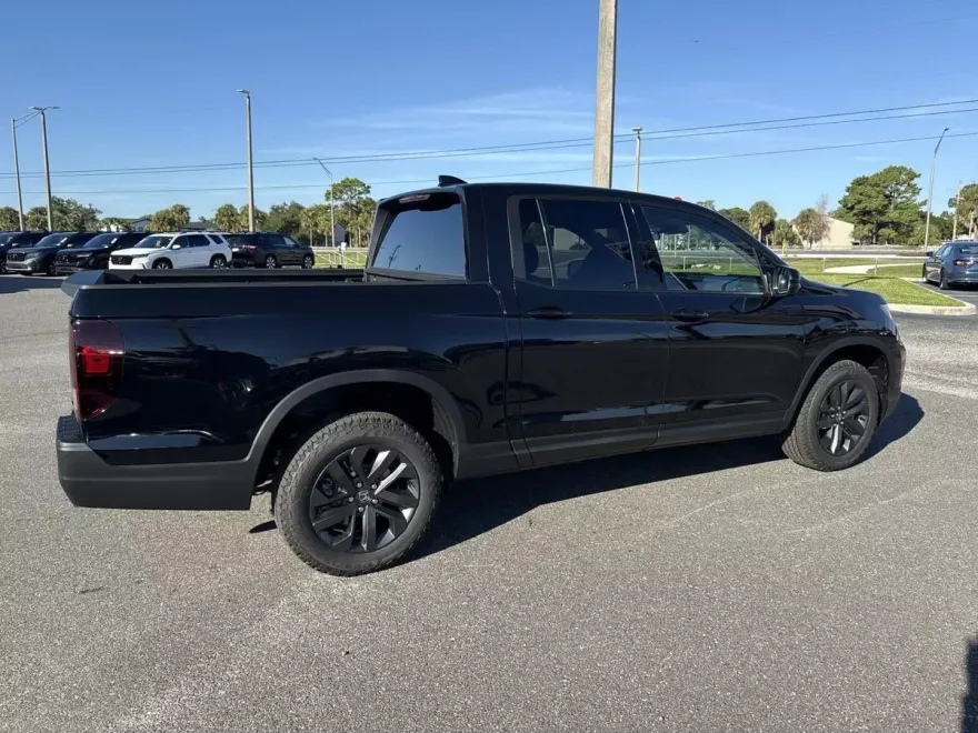 2026 Honda Ridgeline Sport photo 1