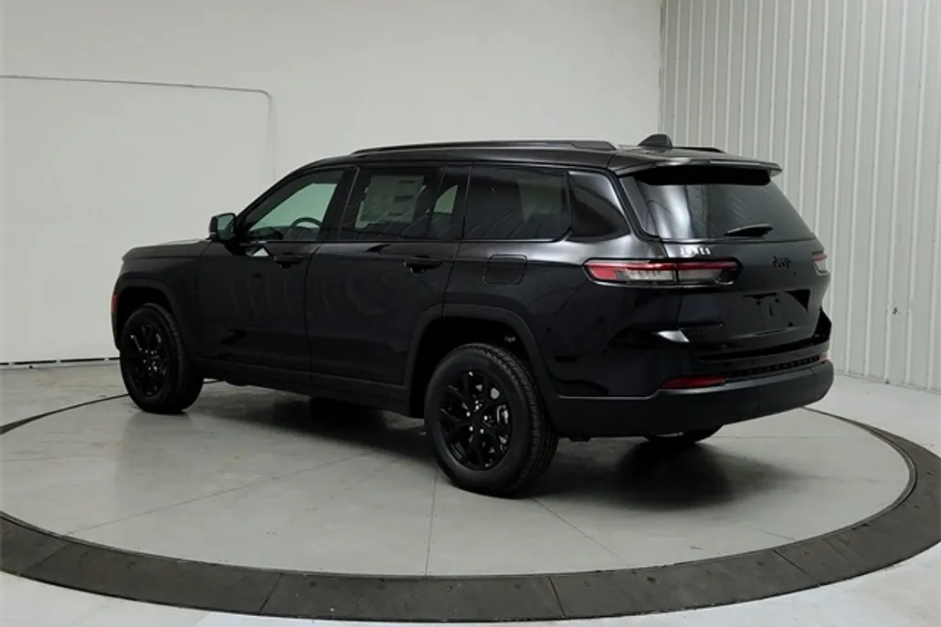 2025 Jeep Grand Cherokee Altitude X photo 1
