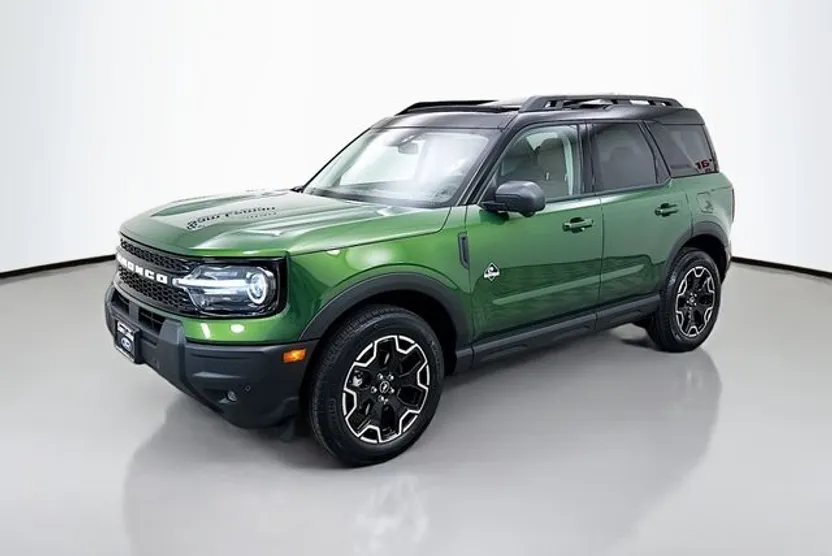 2025 Ford Bronco Sport Outer Banks photo 1