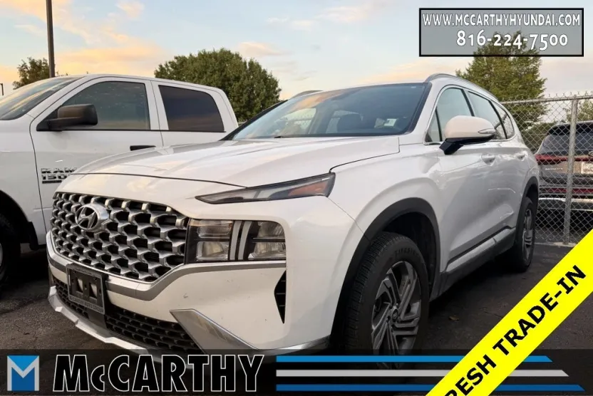 2022 Hyundai Santa Fe SEL photo 1