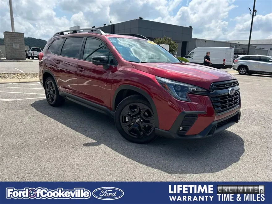 2023 Subaru Ascent Onyx Edition photo 1