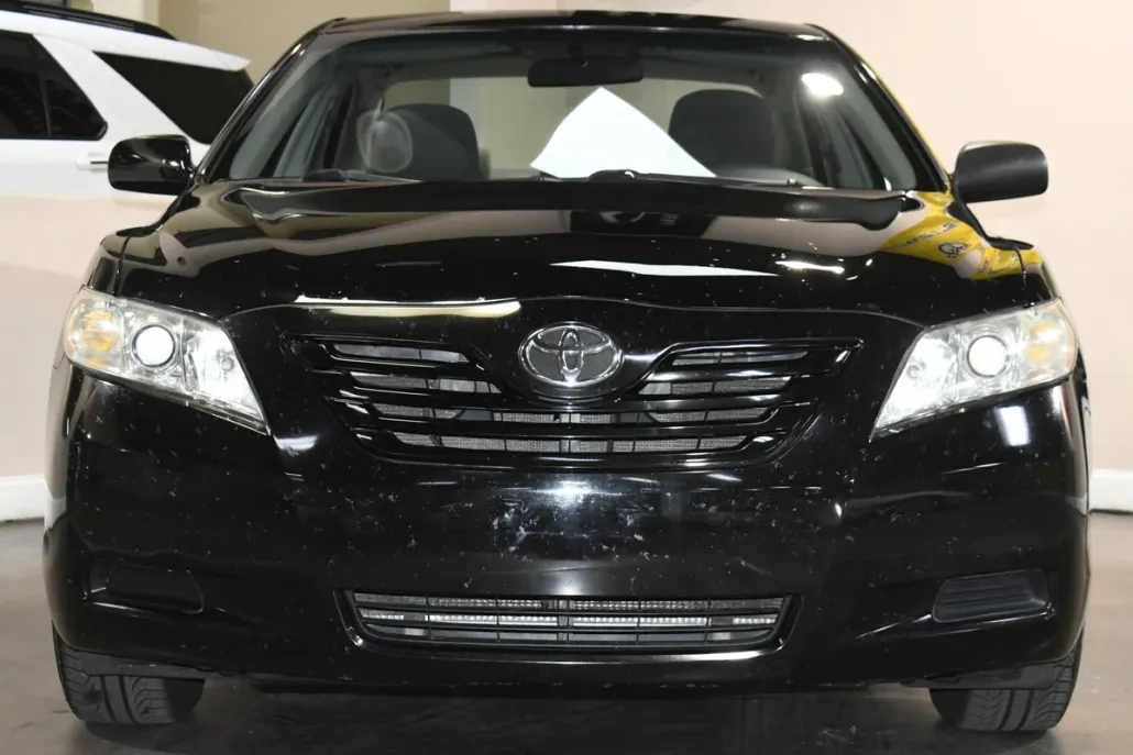 2008 Toyota Camry LE photo 1