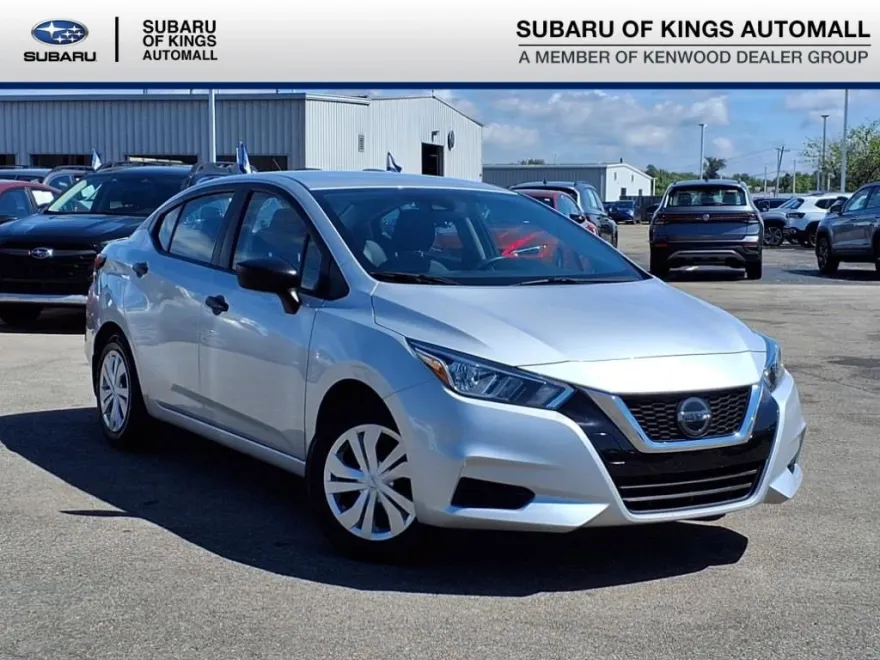 2020 Nissan Versa 1.6 S photo 1