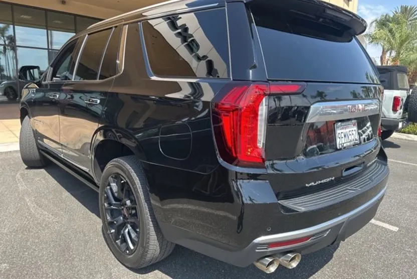 2023 Gmc Yukon Denali photo 1