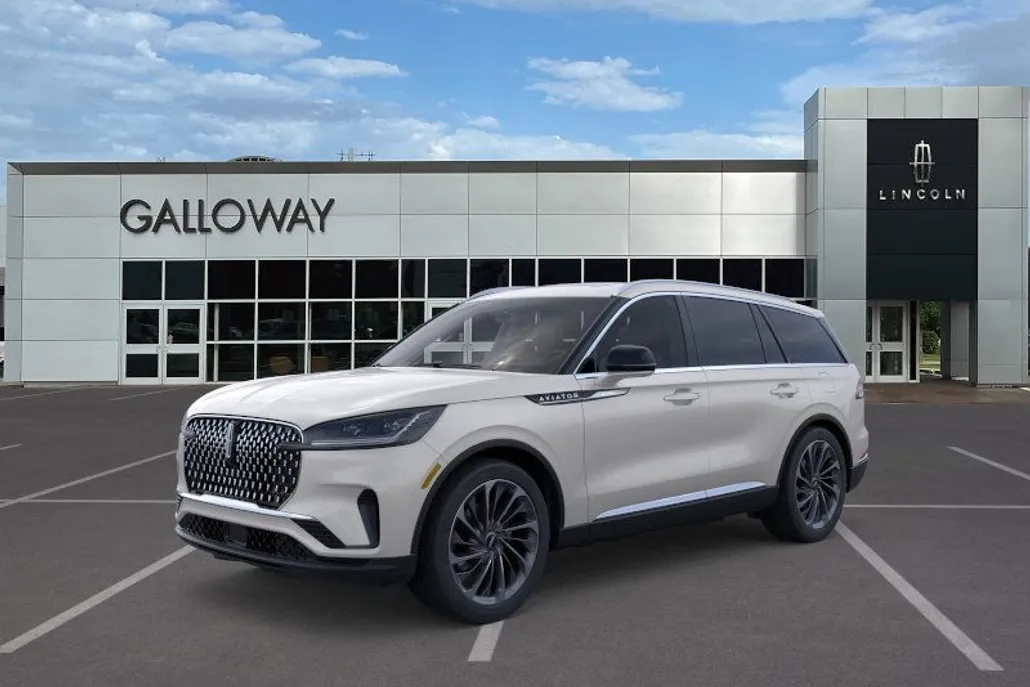 2025 Lincoln Aviator Reserve photo 1