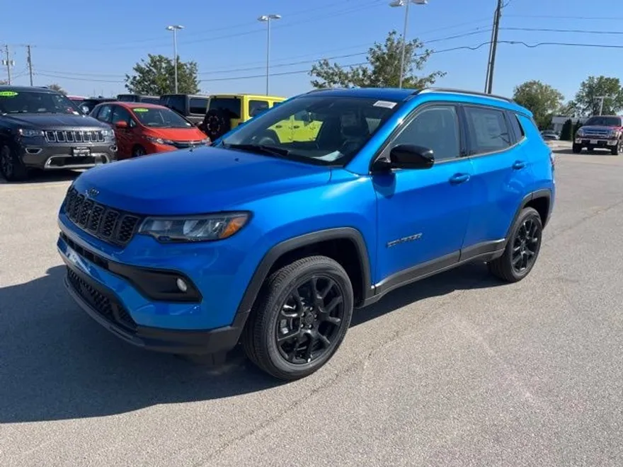 2026 Jeep Compass Latitude photo 1