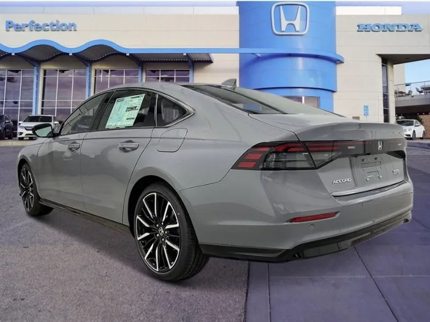 2025 Honda Accord Hybrid Touring photo 1