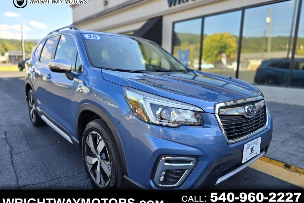 2020 Subaru Forester Touring photo 1