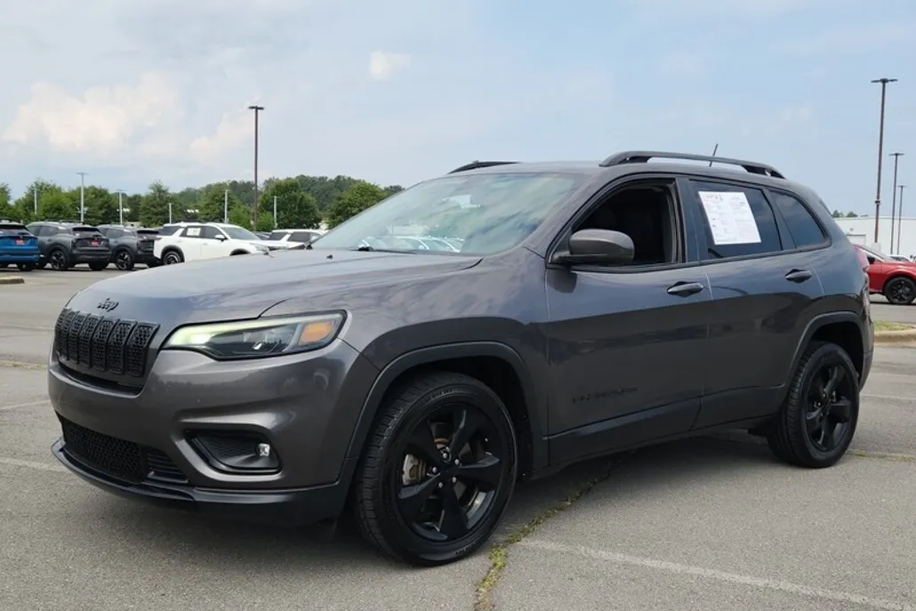 2019 Jeep Cherokee Altitude photo 1