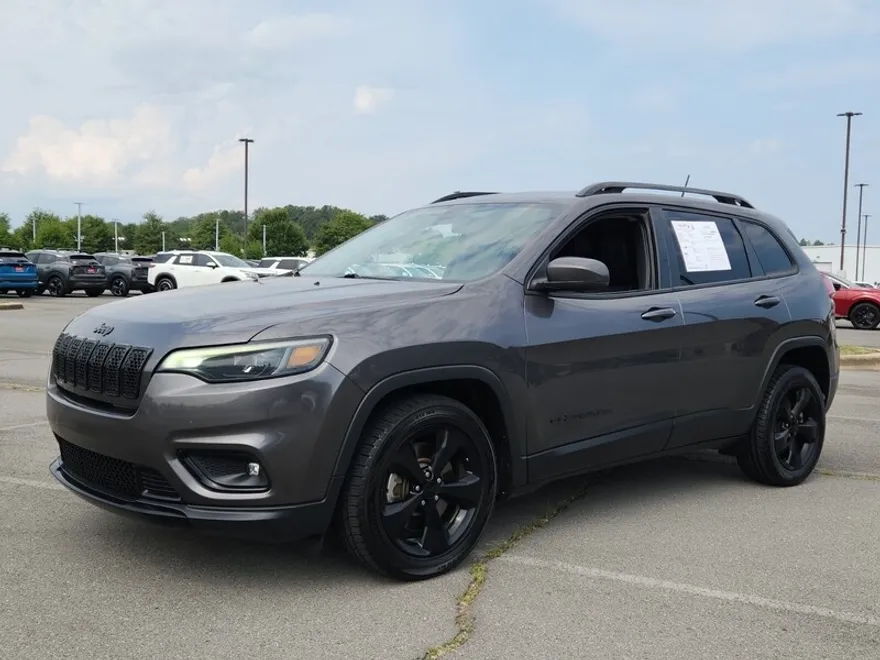 2019 Jeep Cherokee Altitude photo 1