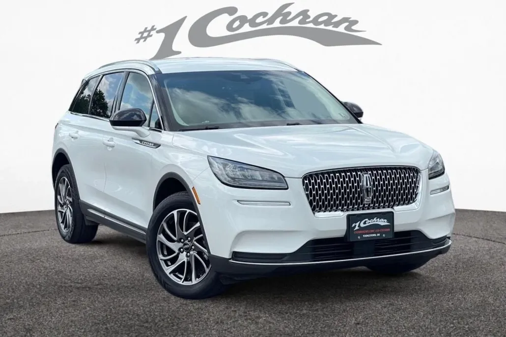 2021 Lincoln Corsair Standard photo 1