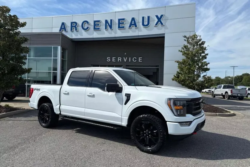 2022 Ford F-150 XLT photo 1