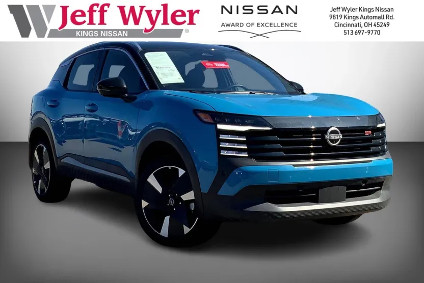2025 Nissan Kicks SR photo 1