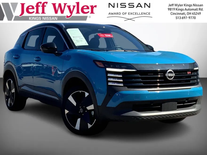 2025 Nissan Kicks SR photo 1