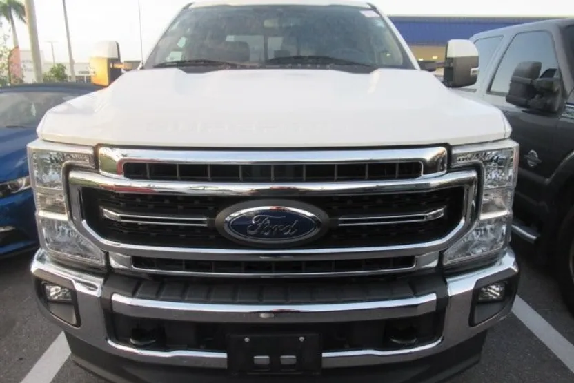 2020 Ford F-350 Lariat photo 1