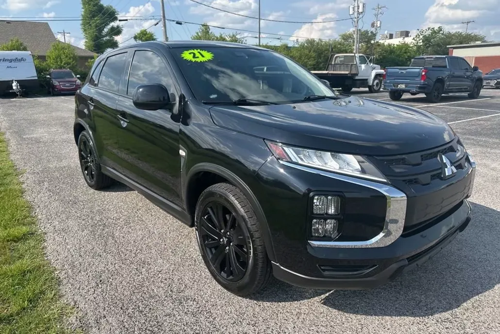 2021 Mitsubishi Outlander Sport ES photo 1