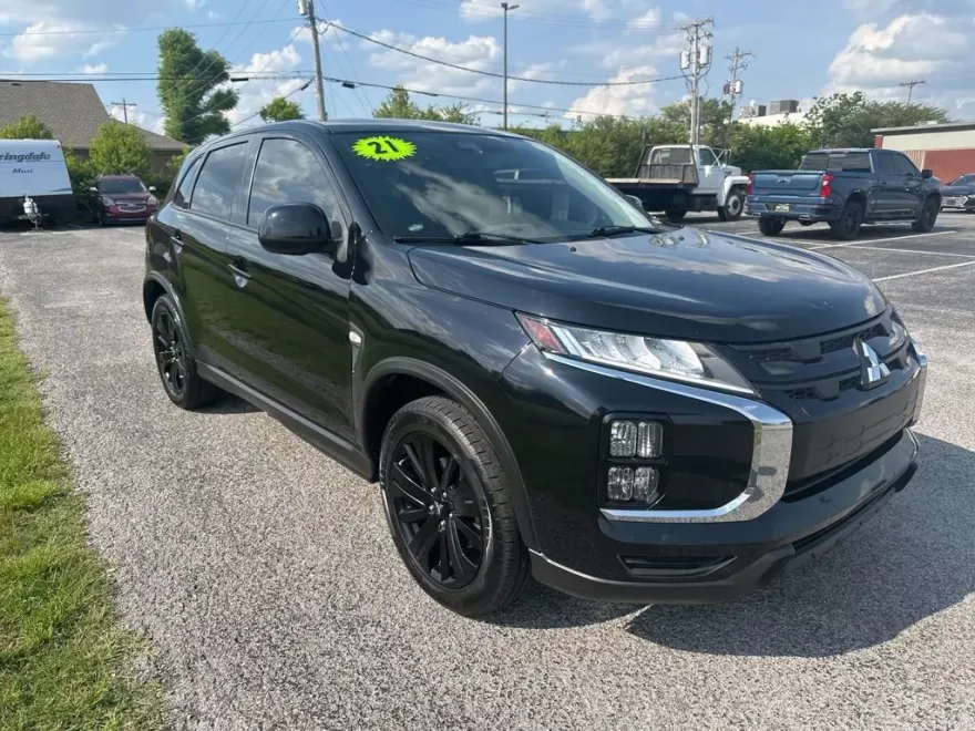 2021 Mitsubishi Outlander Sport ES photo 1