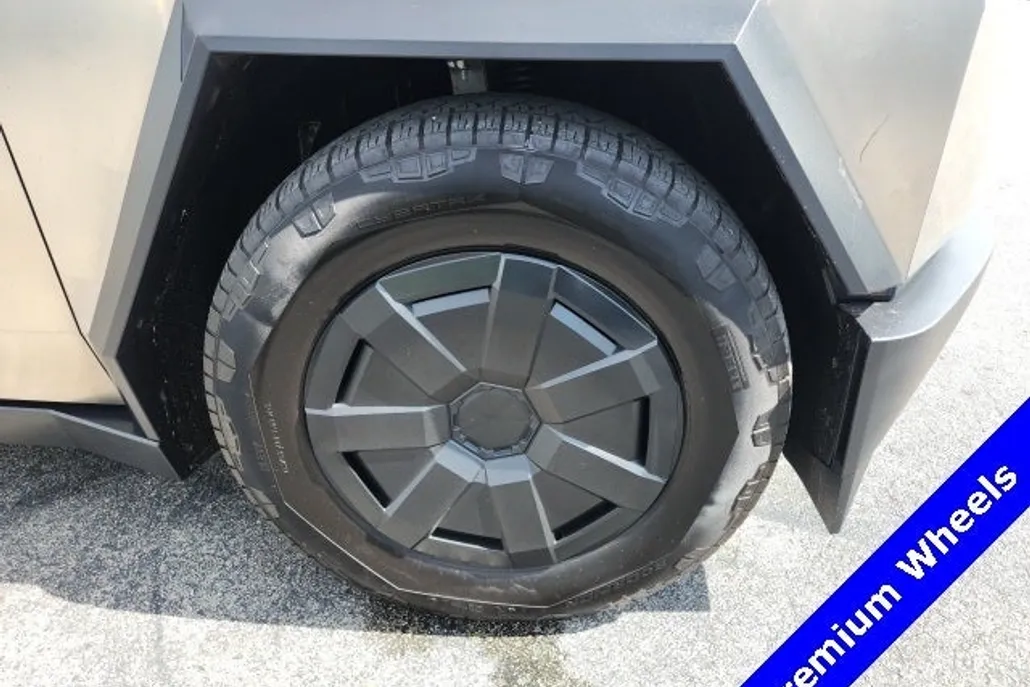 2024 Tesla Cybertruck All-Wheel Drive photo 1