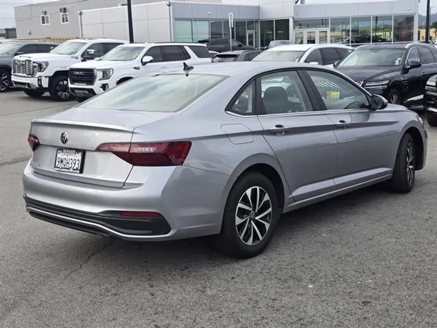 2024 Volkswagen Jetta S photo 1